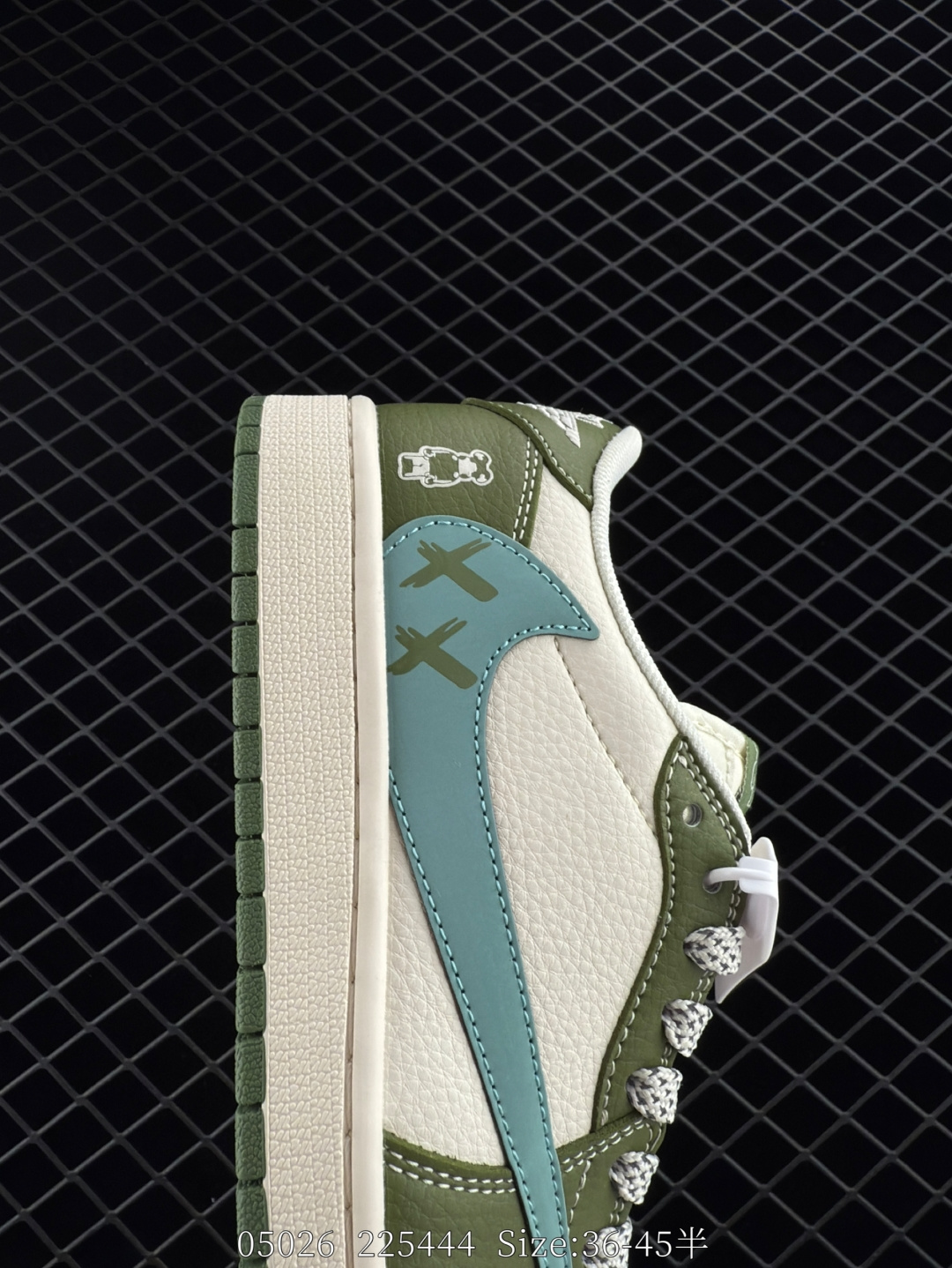 Travis Scott x Air Jordan 1 ” Reverse Mocha “